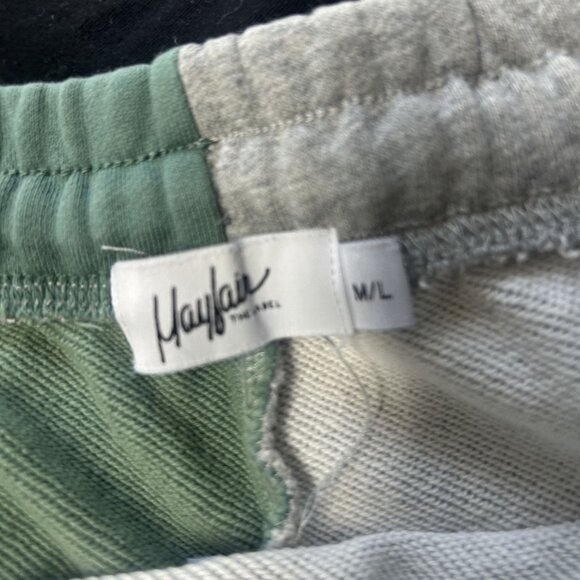 Mayfair the Label say less mean more Nordstrom Colorblock Sweatshorts Size M/L - Picture 2 of 5